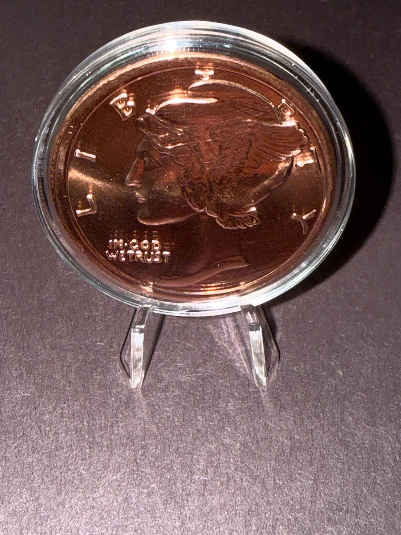 1 oz .999 Fine Copper Round Liberty Head w Case & Stand Collectible Coin