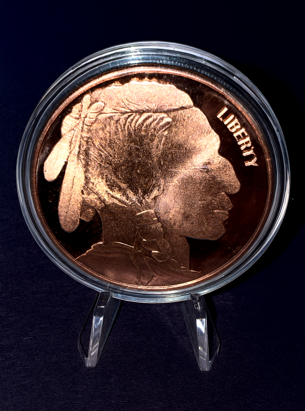 1 oz .999 Fine Copper Buffalo Round Coin w Capsule & Display Stand