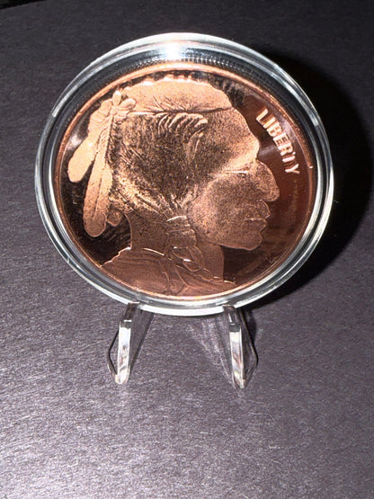 1 oz .999 Fine Copper Buffalo Round Coin w Capsule & Display Stand
