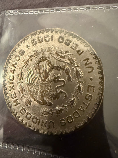 World Coin Lot 7 Piece Mexico 10 Pesos Silver + Mixed Foreign Currency