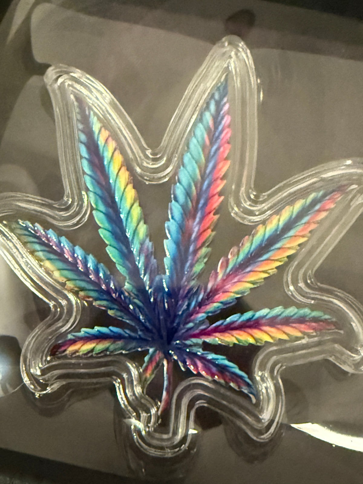 420 Silver Cannabis Leaf Acrylic Display Set Captain’s Somewhere Art Piece