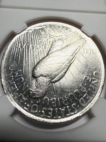 1922 Peace Silver Dollar .7734 ASW Philadelphia Mint $1 US Coin
