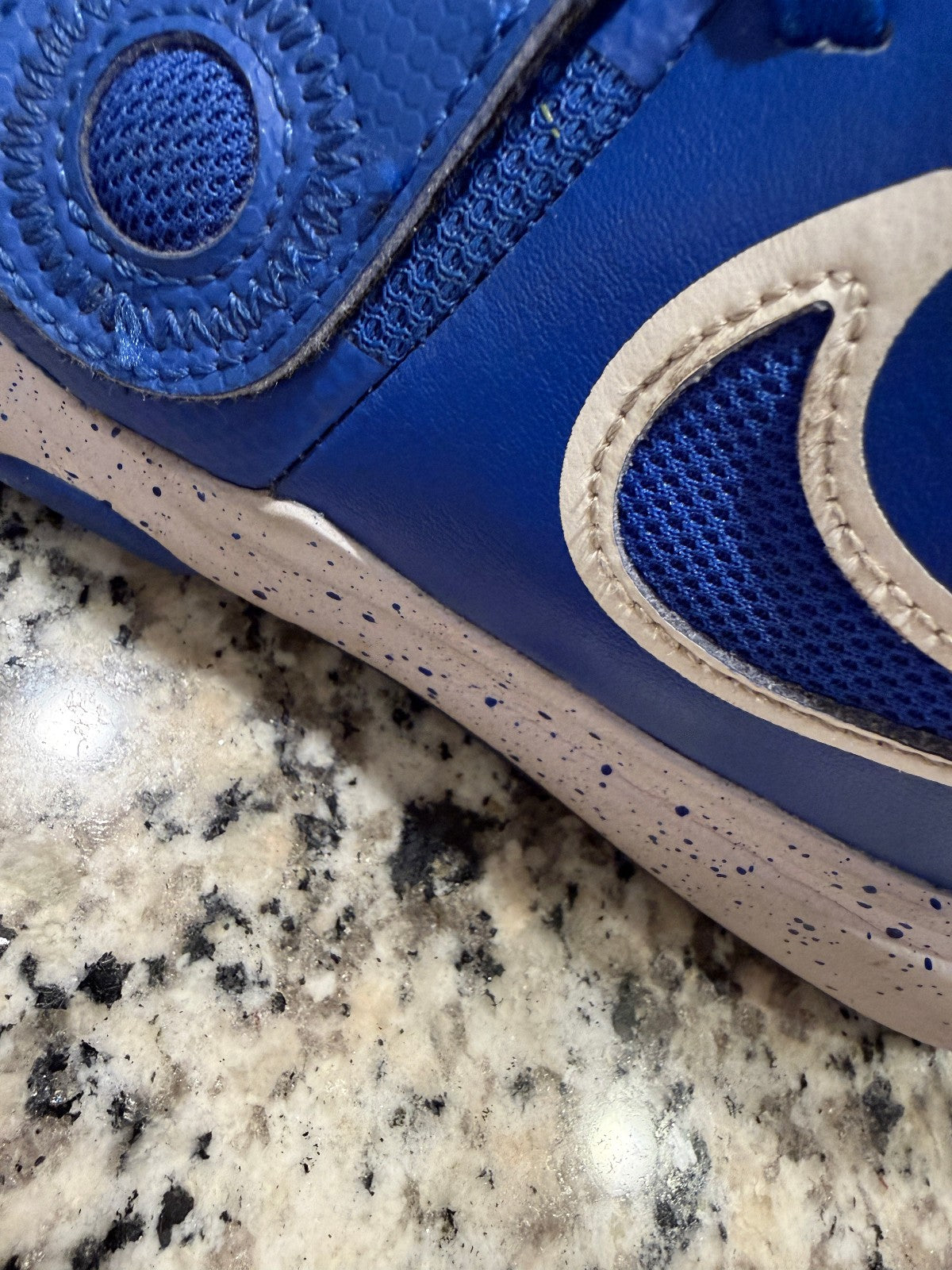 Nike Kids Basketball Shoes DV8994-400 Size 3Y Blue White Retro Sneakers