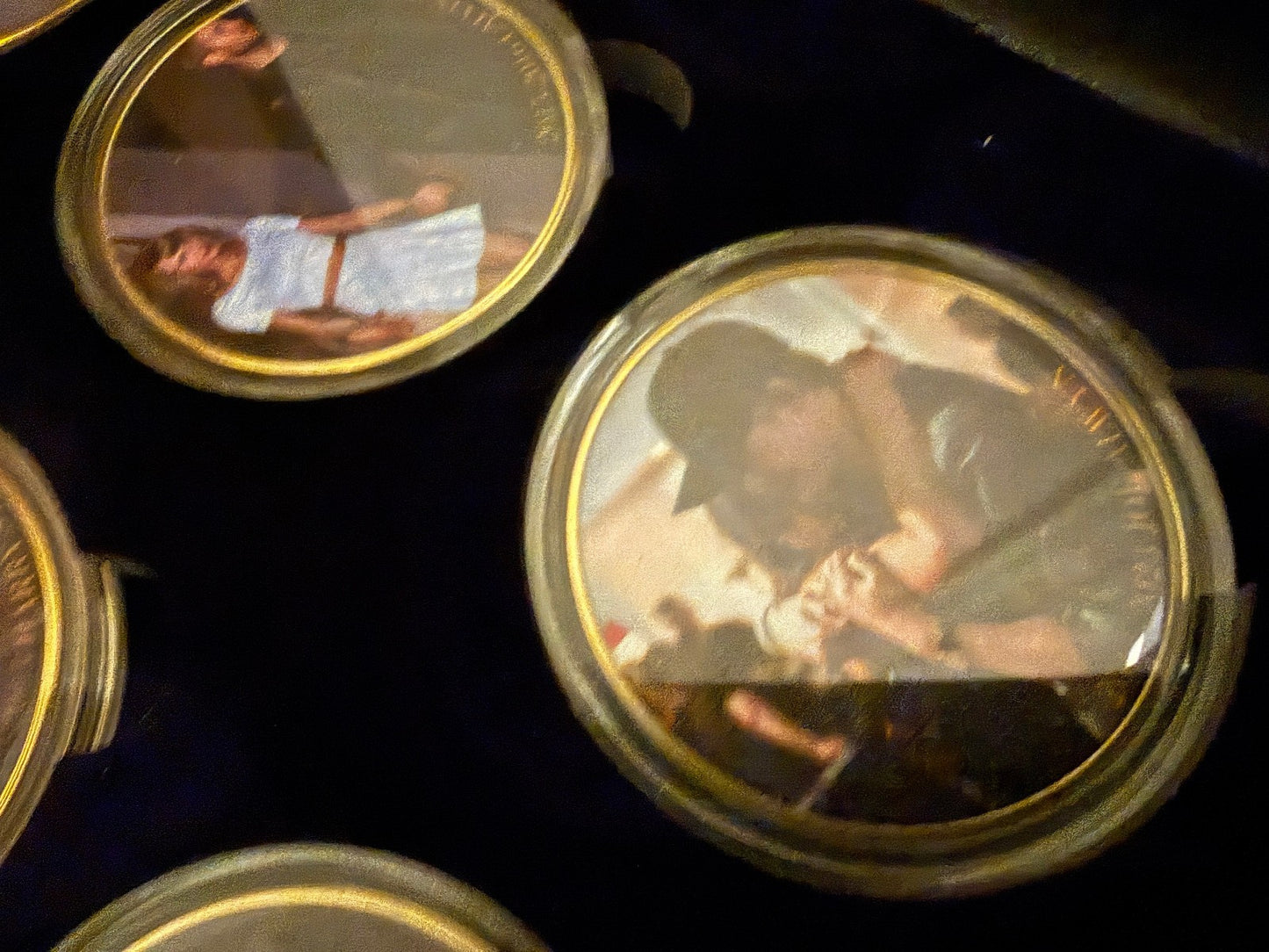 Taylor Swift Gold Plated Coin Collection Display Set Music Memorabilia