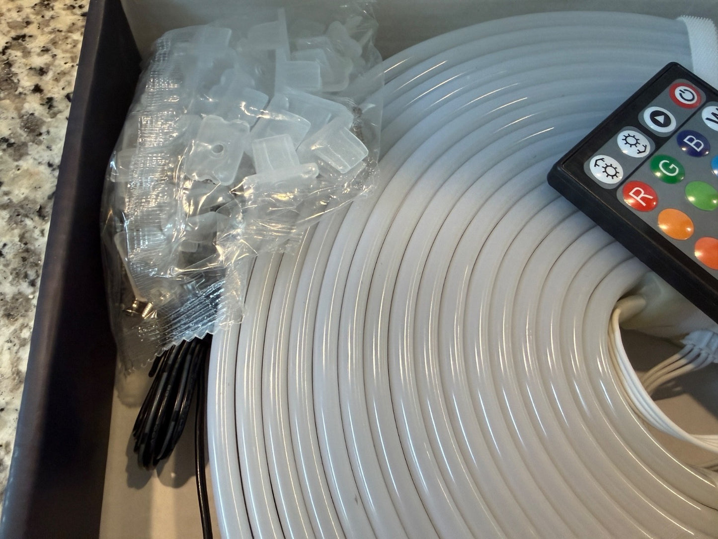 SINLEY 60FT LED Neon Rope Lights RGB Multicolor APP Remote Remote Control Strip