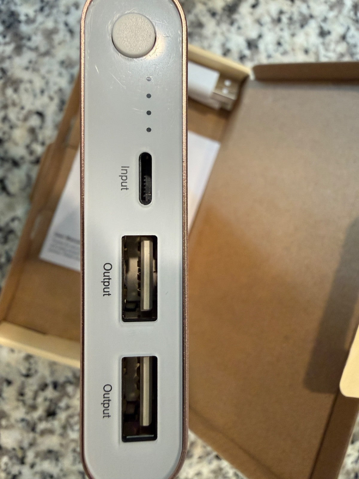 EnergyCell Pilot 4GS 12000mAh Portable Power Bank Fast Charging Cable Battery