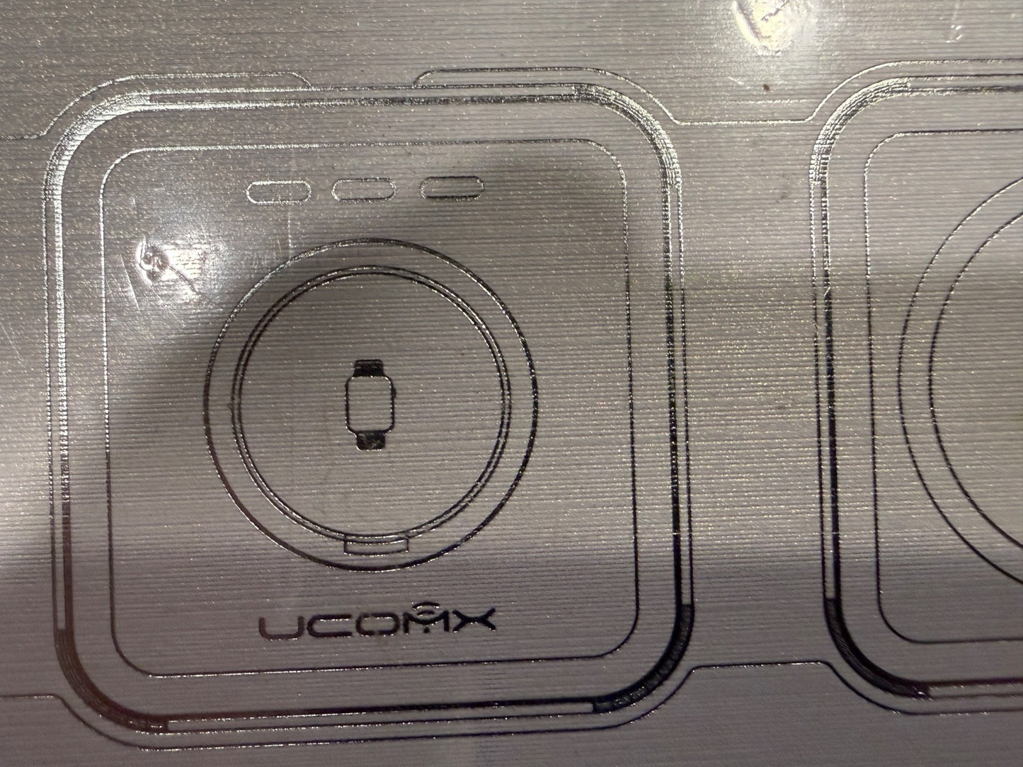 UCOMX Nano 3-in-1 Magnetic Wireless Charger Portable Fast Charging Black