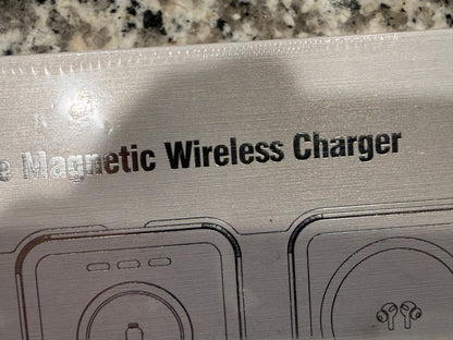 UCOMX Nano 3-in-1 Magnetic Wireless Charger Portable Fast Charging Black