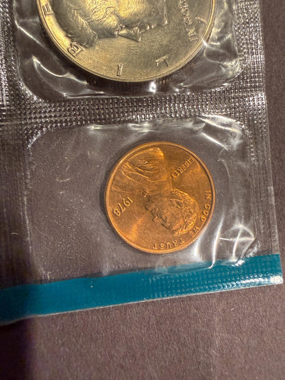 1978 US Mint Uncirculated Coin Set Original Government Packaging