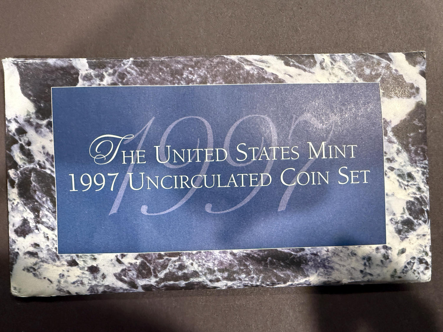 1997 US Mint Uncirculated Coin Set Sealed Original Government Packaging