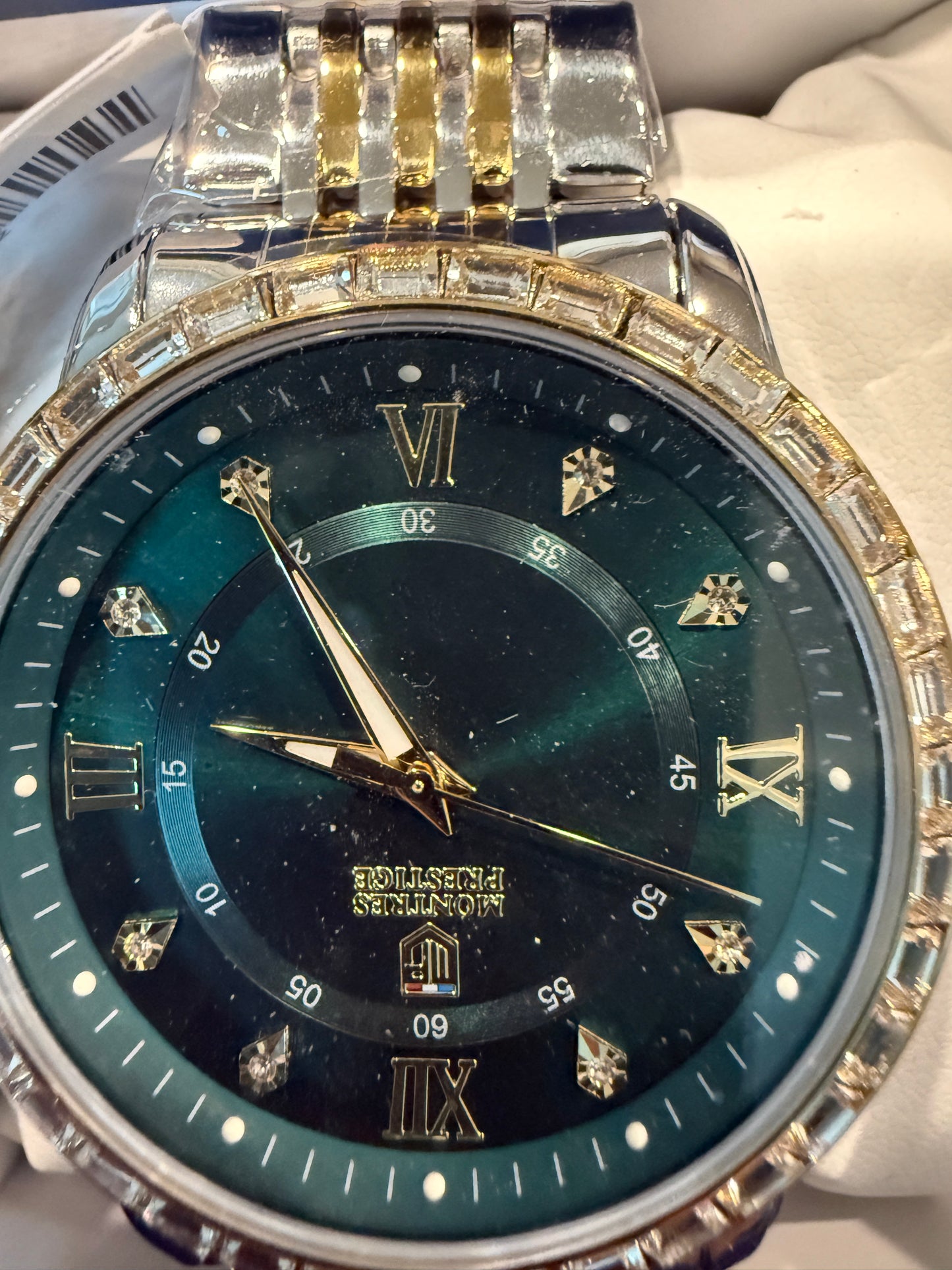 Montres Prestige Invicta Mens Watch 45mm Gold Silver Green Dial Crystal Bezel